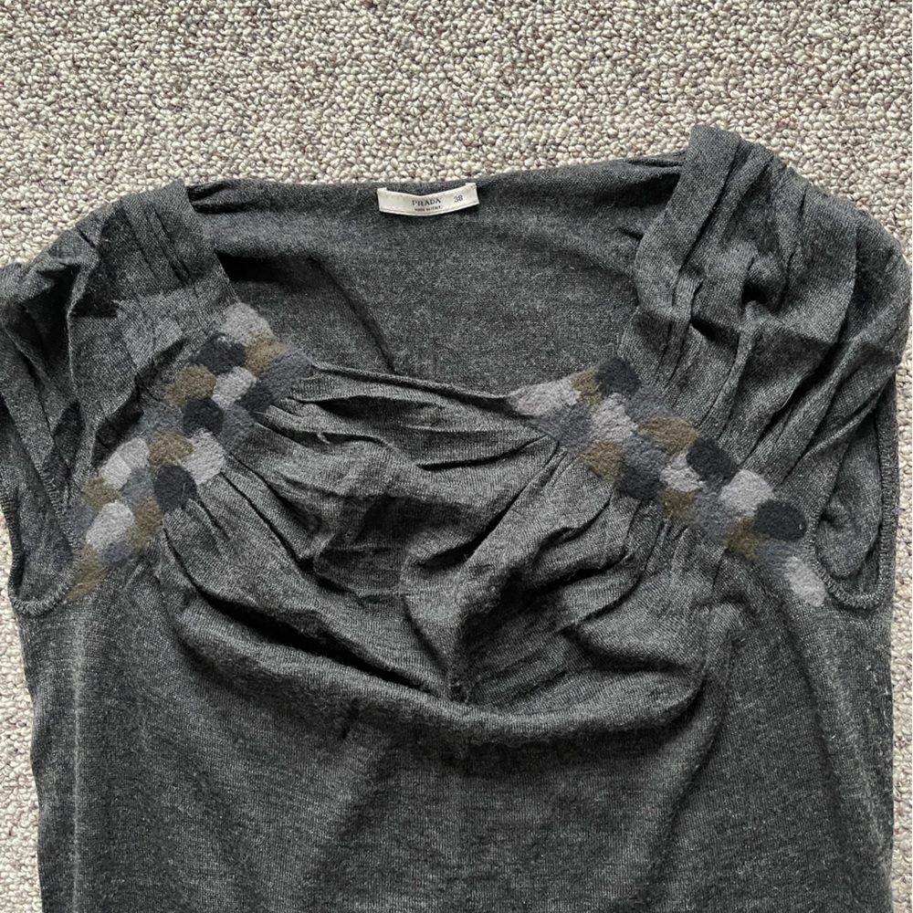 Prada Italy Gray Cashmere Asymmetrical Neckline Sweater Tunic Top 38